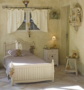 Wall Decor in Provence Style