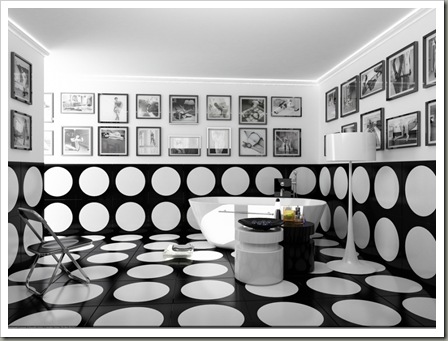 Interior Design Bathroom on Bathroom Interior Design In Black And White 300x228 Bathroom Interior