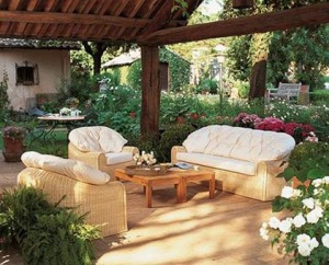 Furniture for Your Summer Cottage 